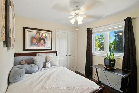 Photo 10 at 21A Claremore Avenue, Cliffside, Toronto