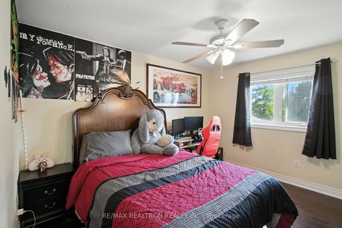 Photo 11 at 21A Claremore Avenue, Cliffside, Toronto