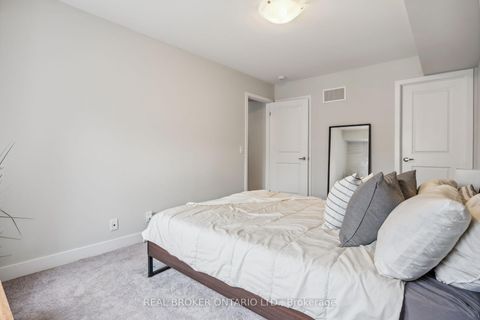 Photo 24 at 92 William Shearn Crescent, Angus Glen, Markham