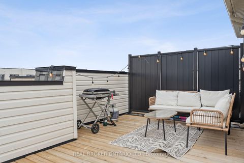 Photo 30 at 92 William Shearn Crescent, Angus Glen, Markham