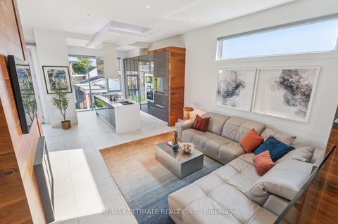 Photo 7 at 1139 Glengrove Avenue W, Glen Park, Toronto
