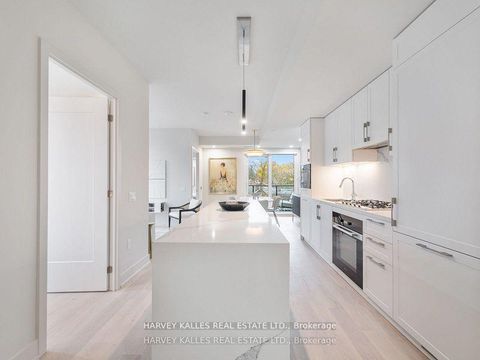 Photo 14 at 410 - 8 Manor Road W, Eglinton, Toronto