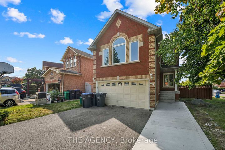 Photo 1 at 48 Zachary Drive, Snelgrove, Brampton
