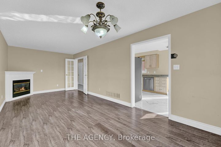 Photo 6 at 48 Zachary Drive, Snelgrove, Brampton