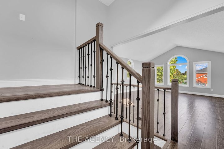 Photo 19 at 48 Zachary Drive, Snelgrove, Brampton