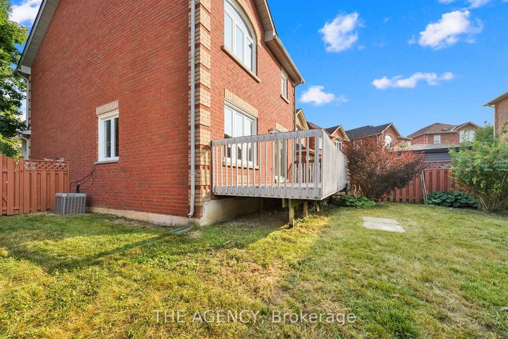 Photo 36 at 48 Zachary Drive, Snelgrove, Brampton