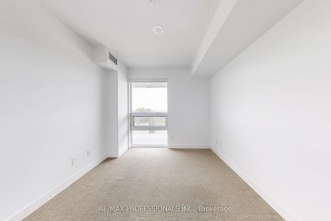 Photo 9 at 613 - 120 Varna Drive, Lawrence, Toronto