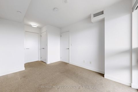 Photo 10 at 613 - 120 Varna Drive, Lawrence, Toronto