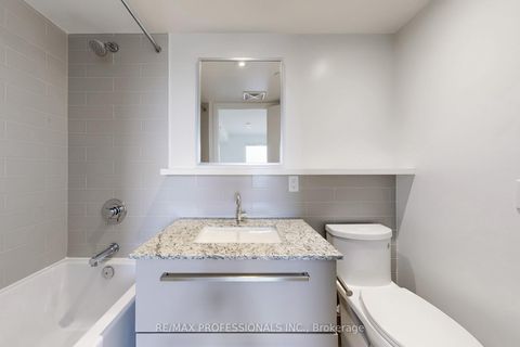 Photo 11 at 613 - 120 Varna Drive, Lawrence, Toronto