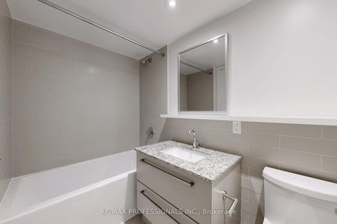 Photo 12 at 613 - 120 Varna Drive, Lawrence, Toronto