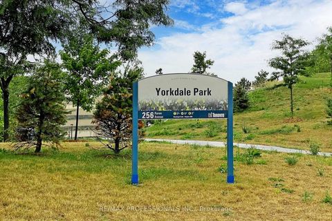 Photo 30 at 613 - 120 Varna Drive, Lawrence, Toronto
