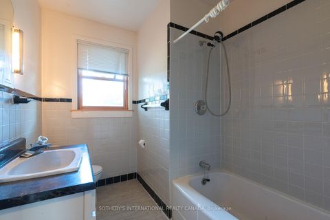 Photo 13 at 17 Ayre Point Road, Cliffcrest, Toronto