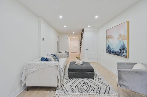 Photo 9 at 32 Woodsview Avenue, Clairville, Toronto