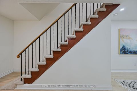 Photo 22 at 32 Woodsview Avenue, Clairville, Toronto