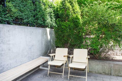 Photo 23 at 103 - 152 Annette Street, Junction Area, Toronto