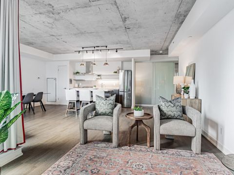 Photo 6 at 418 - 560 King Street W, Waterfront Communities C1, Toronto