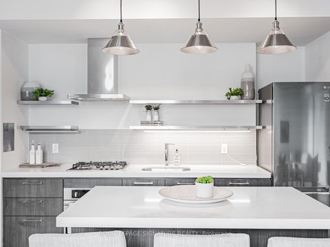 Photo 9 at 418 - 560 King Street W, Waterfront Communities C1, Toronto