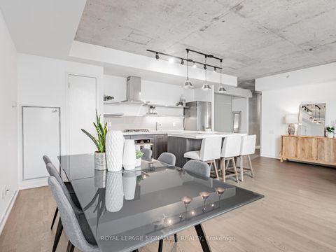 Photo 12 at 418 - 560 King Street W, Waterfront Communities C1, Toronto