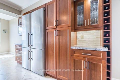 Photo 22 at SPH2 - 1 Aberfoyle Crescent, City Centre West, Toronto