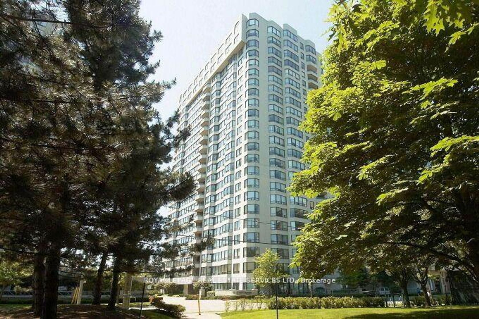 SPH2 - 1 Aberfoyle Crescent, City Centre West, Toronto 
