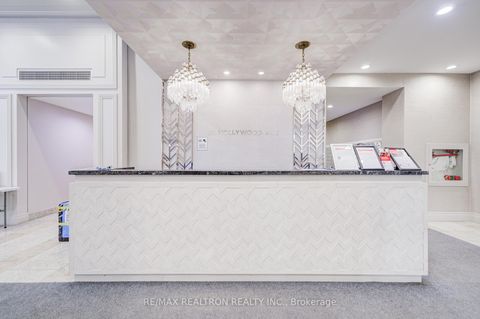 Photo 4 at 509 - 35 Hollywood Avenue, Willowdale East, Toronto