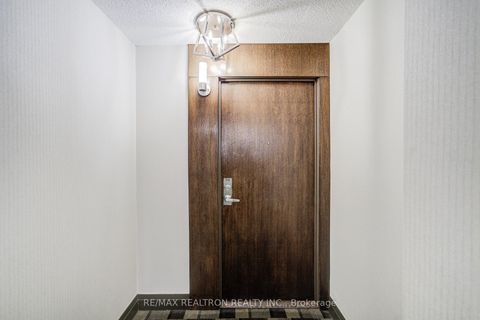Photo 6 at 509 - 35 Hollywood Avenue, Willowdale East, Toronto