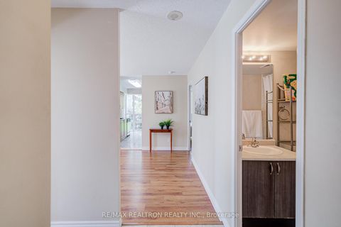 Photo 8 at 509 - 35 Hollywood Avenue, Willowdale East, Toronto