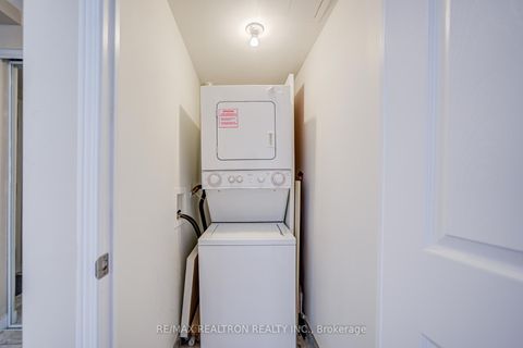 Photo 32 at 509 - 35 Hollywood Avenue, Willowdale East, Toronto