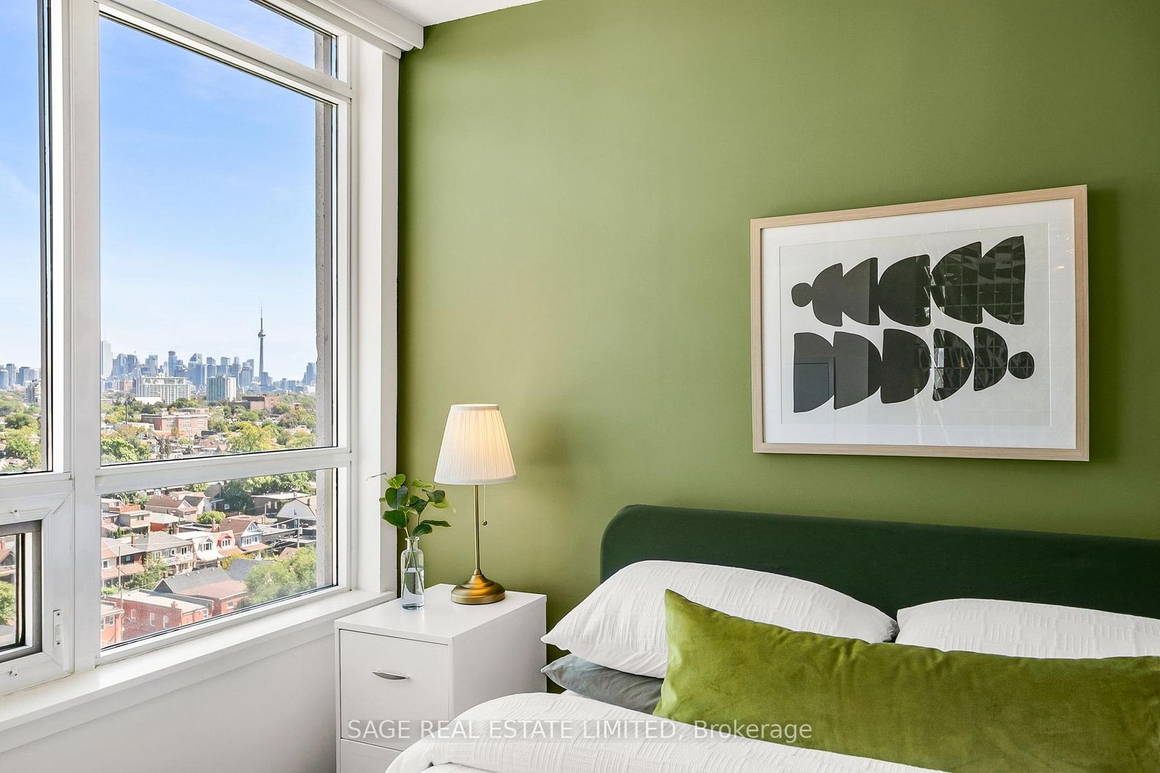 1304 - 812 Lansdowne Avenue, Junction, Toronto 