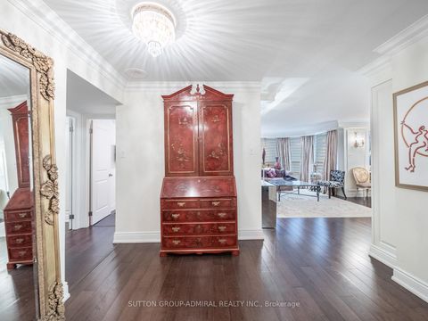 Photo 2 at 210 - 65 Spring Garden Avenue, Willowdale East, Toronto