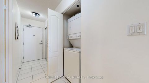 Photo 13 at 1909 - 3 Rean Drive, Bayview Village, Toronto