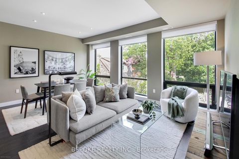 Photo 1 at 210 - 441 Jane Street, Bloor West Village, Toronto