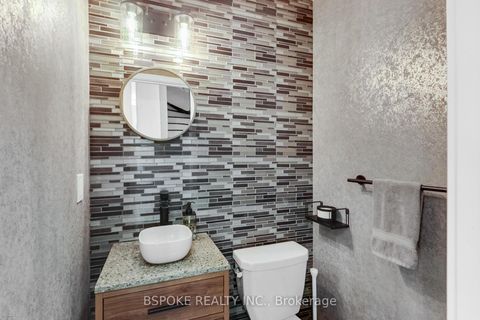 Photo 12 at 210 - 441 Jane Street, Bloor West Village, Toronto