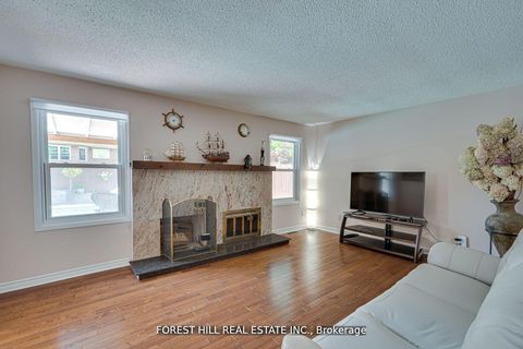 Photo 8 at 48 Haskell Crescent, Aurora Highlands, Aurora