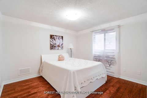 Photo 14 at 48 Haskell Crescent, Aurora Highlands, Aurora
