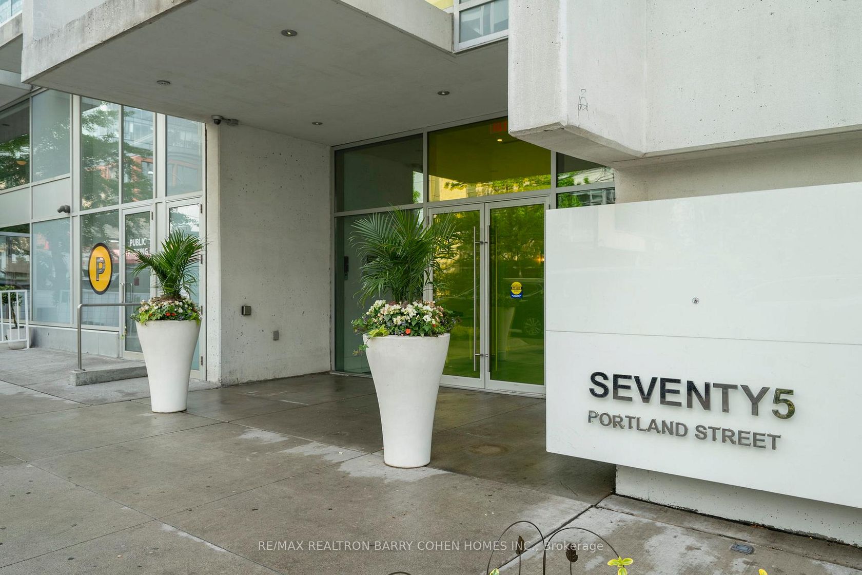 911 - 75 Portland Street, Waterfront Communities C1, Toronto 