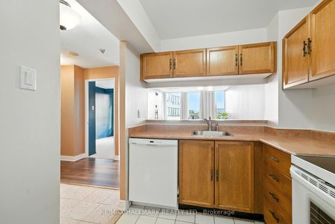Photo 10 at #802 - 3050 Ellesmere Road, Morningside, Toronto