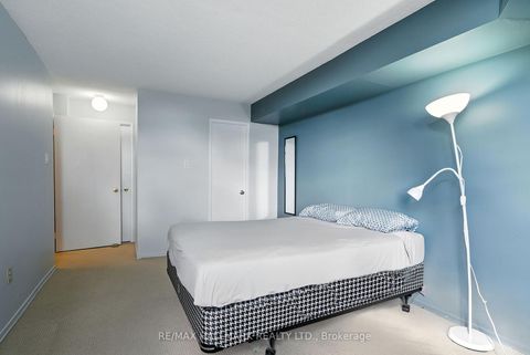 Photo 18 at #802 - 3050 Ellesmere Road, Morningside, Toronto