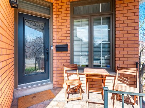 Photo 3 at 86 Forest Lane Drive, Beverley Glen, Vaughan