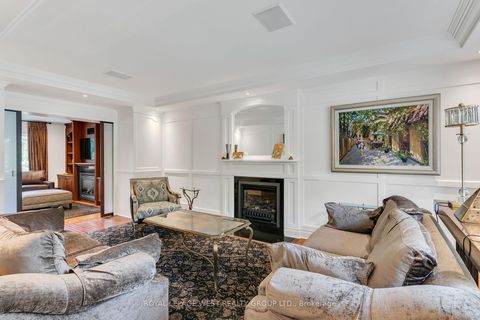 Photo 7 at 14 Dunedin Drive, Kingsway South, Toronto