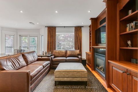 Photo 12 at 14 Dunedin Drive, Kingsway South, Toronto