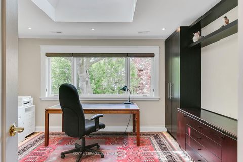 Photo 37 at 14 Dunedin Drive, Kingsway South, Toronto
