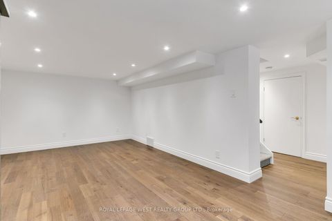 Photo 41 at 14 Dunedin Drive, Kingsway South, Toronto