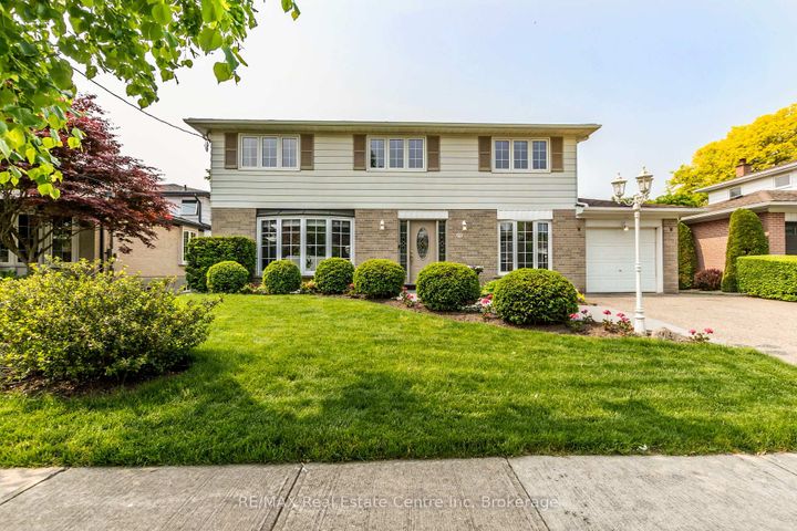 Photo 5 at 29 stockman Crescent, Georgetown, Halton Hills