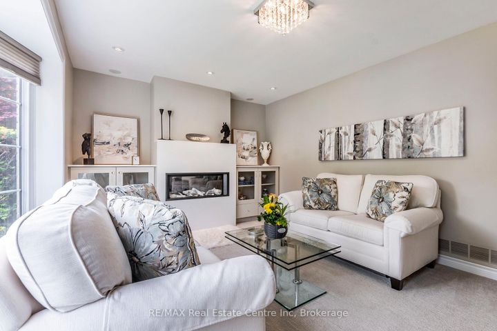 Photo 9 at 29 stockman Crescent, Georgetown, Halton Hills