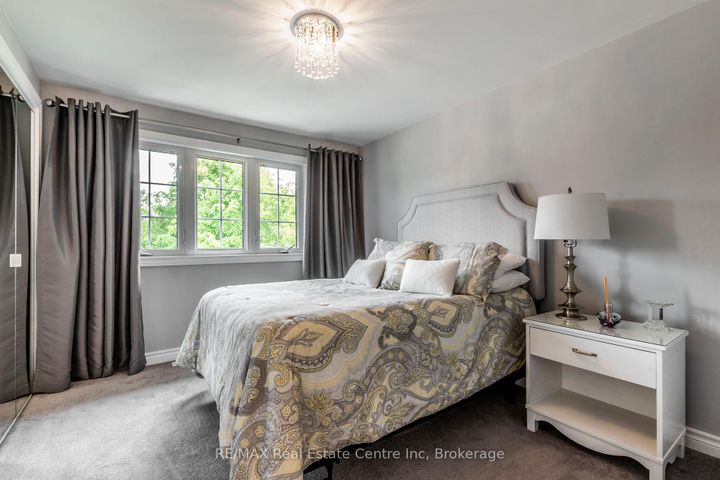Photo 23 at 29 stockman Crescent, Georgetown, Halton Hills
