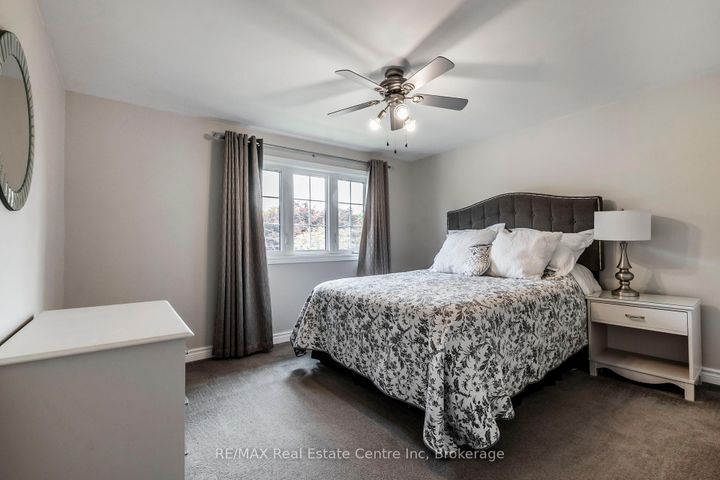 Photo 24 at 29 stockman Crescent, Georgetown, Halton Hills