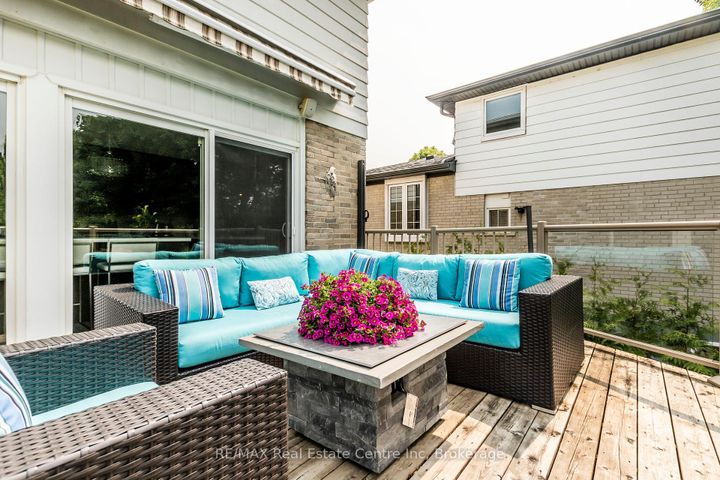 Photo 35 at 29 stockman Crescent, Georgetown, Halton Hills