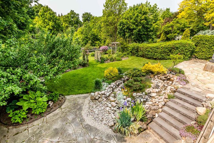 Photo 38 at 29 stockman Crescent, Georgetown, Halton Hills