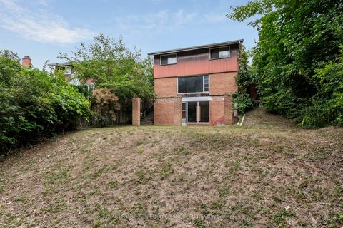 Photo 3 at 235 Birkdale Road, Bendale, Toronto